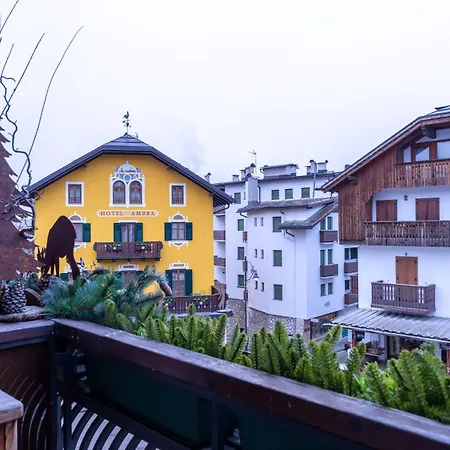 Cortina Center Alpine With Private Garage Apartment