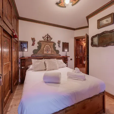 Cortina Center Alpine With Private Garage Apartment Cortina d'Ampezzo